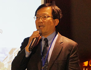 圖1 工研院IEK主任蘇孟宗指出,人工智慧與產業的連結,是透過數據分析、程式設計去幫助產業升級,因此產業對於學研界的前端研究需求會更深。