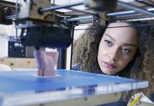 圖2 工業5.0時代,個人化產品會更加興盛。